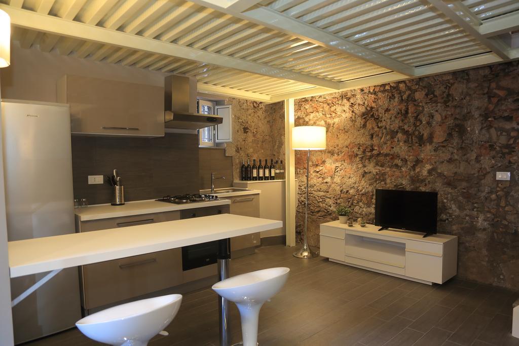 A Casa Di Ludo - Apartments & Short Lets Catánia Buitenkant foto