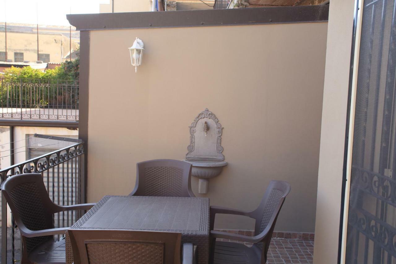 A Casa Di Ludo - Apartments & Short Lets Catánia Buitenkant foto